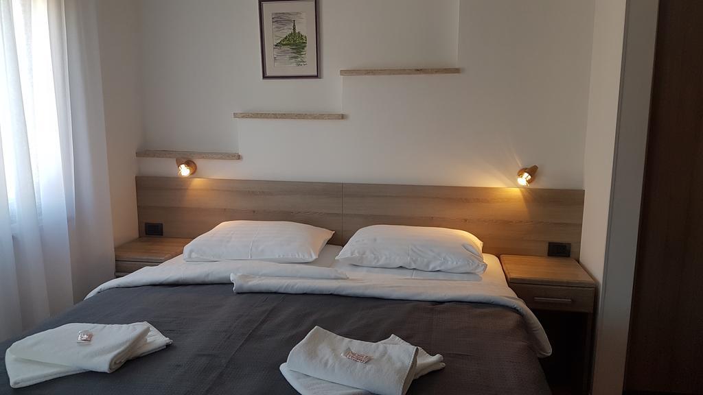 רוביני Villa Kristina מראה חיצוני תמונה