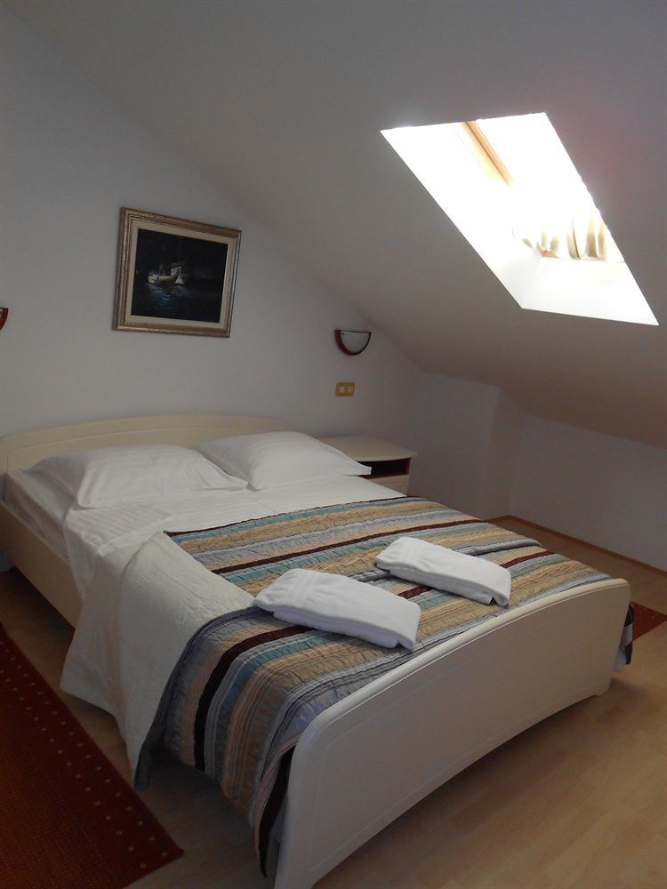 רוביני Villa Kristina מראה חיצוני תמונה