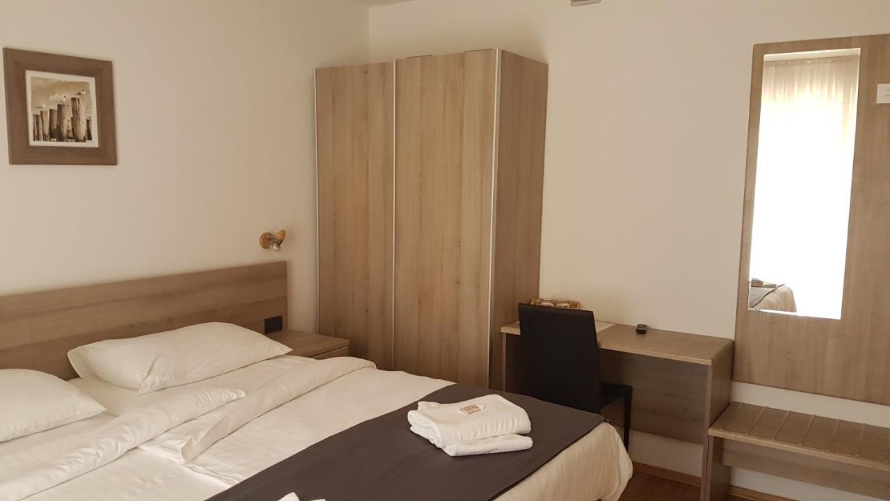 רוביני Villa Kristina מראה חיצוני תמונה