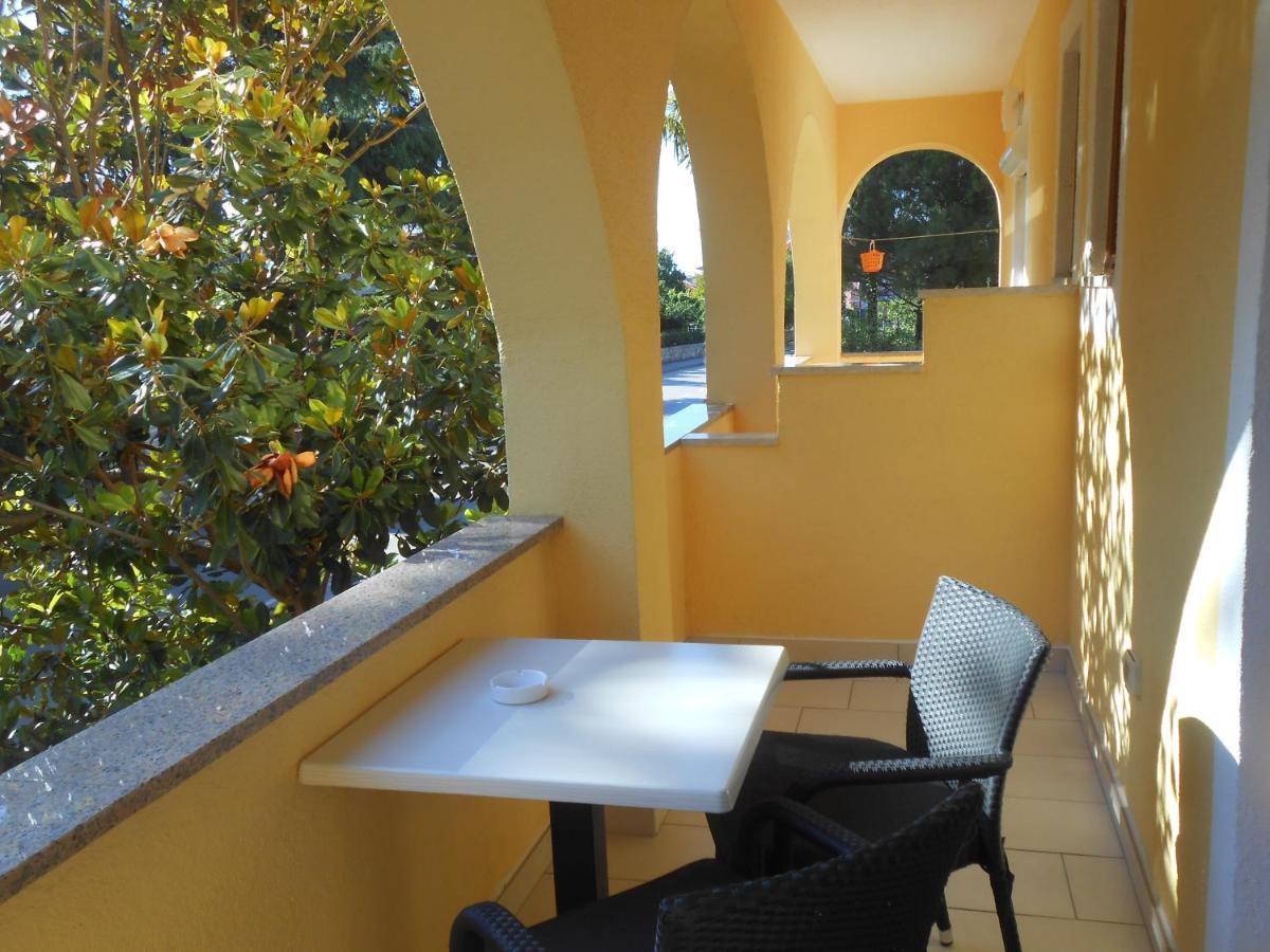 רוביני Villa Kristina מראה חיצוני תמונה